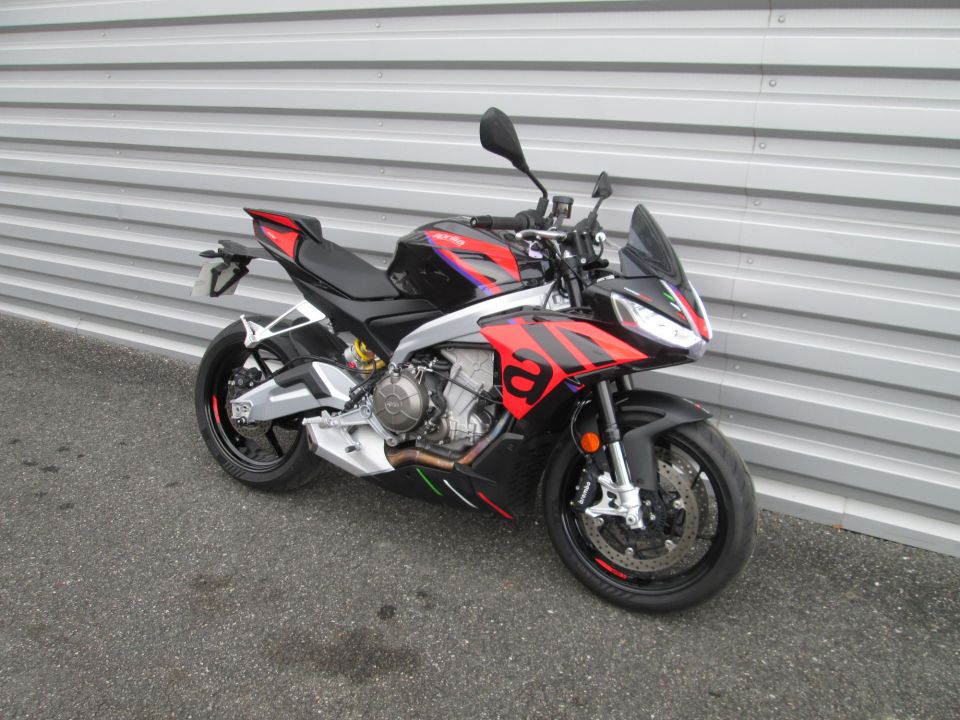 APRILIA TUONO 660 FACTORY 4