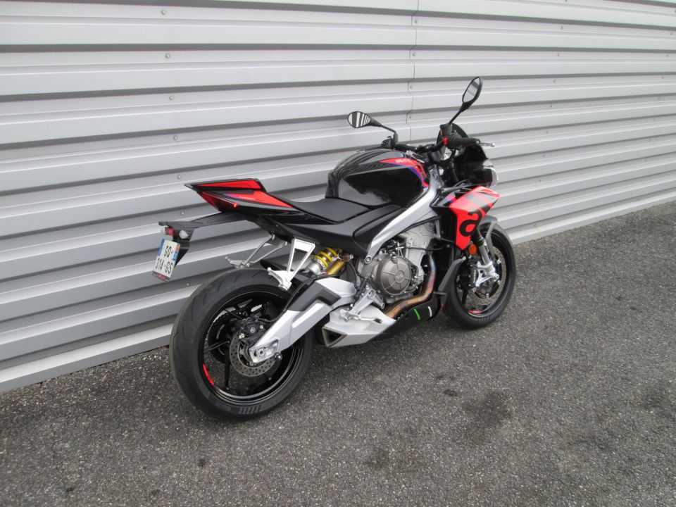 APRILIA TUONO 660 FACTORY 4
