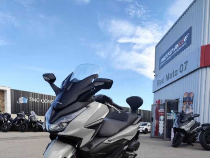 HONDA FORZA 125 ABS 4