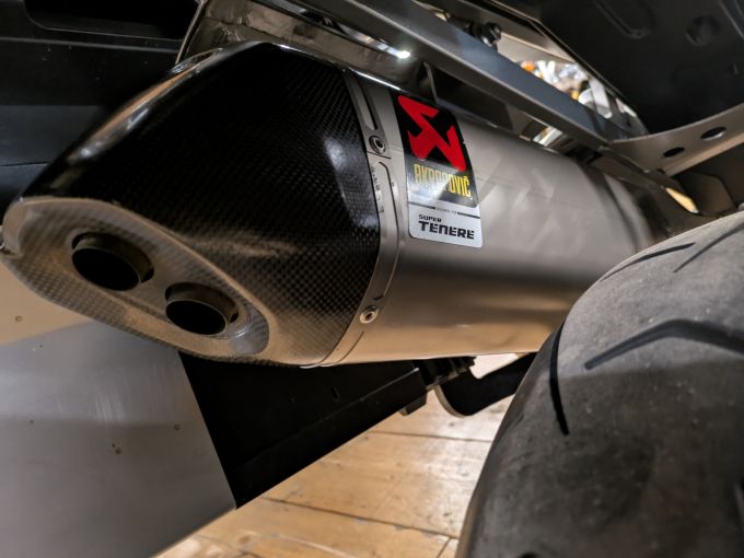 YAMAHA XTZ 1200 SUPER TENERE 4