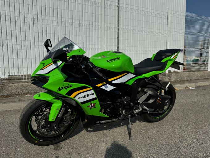 KAWASAKI ZX-6R 636 4