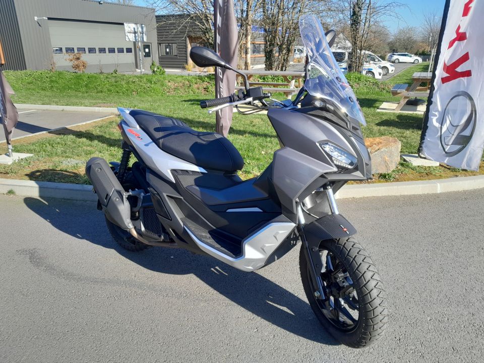 APRILIA SR 125 GT 4