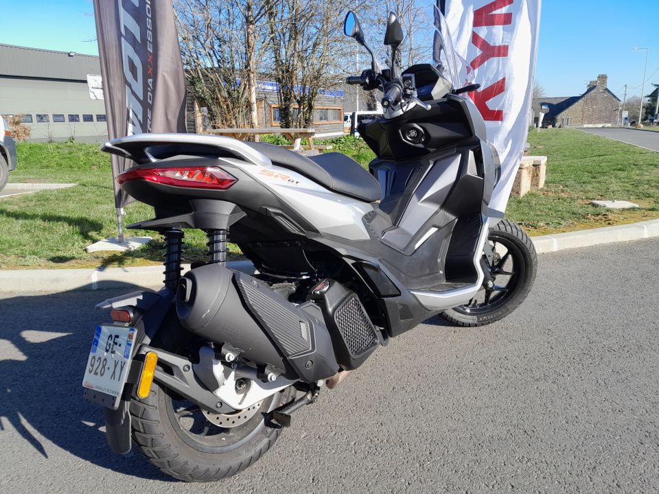 APRILIA SR 125 GT 4