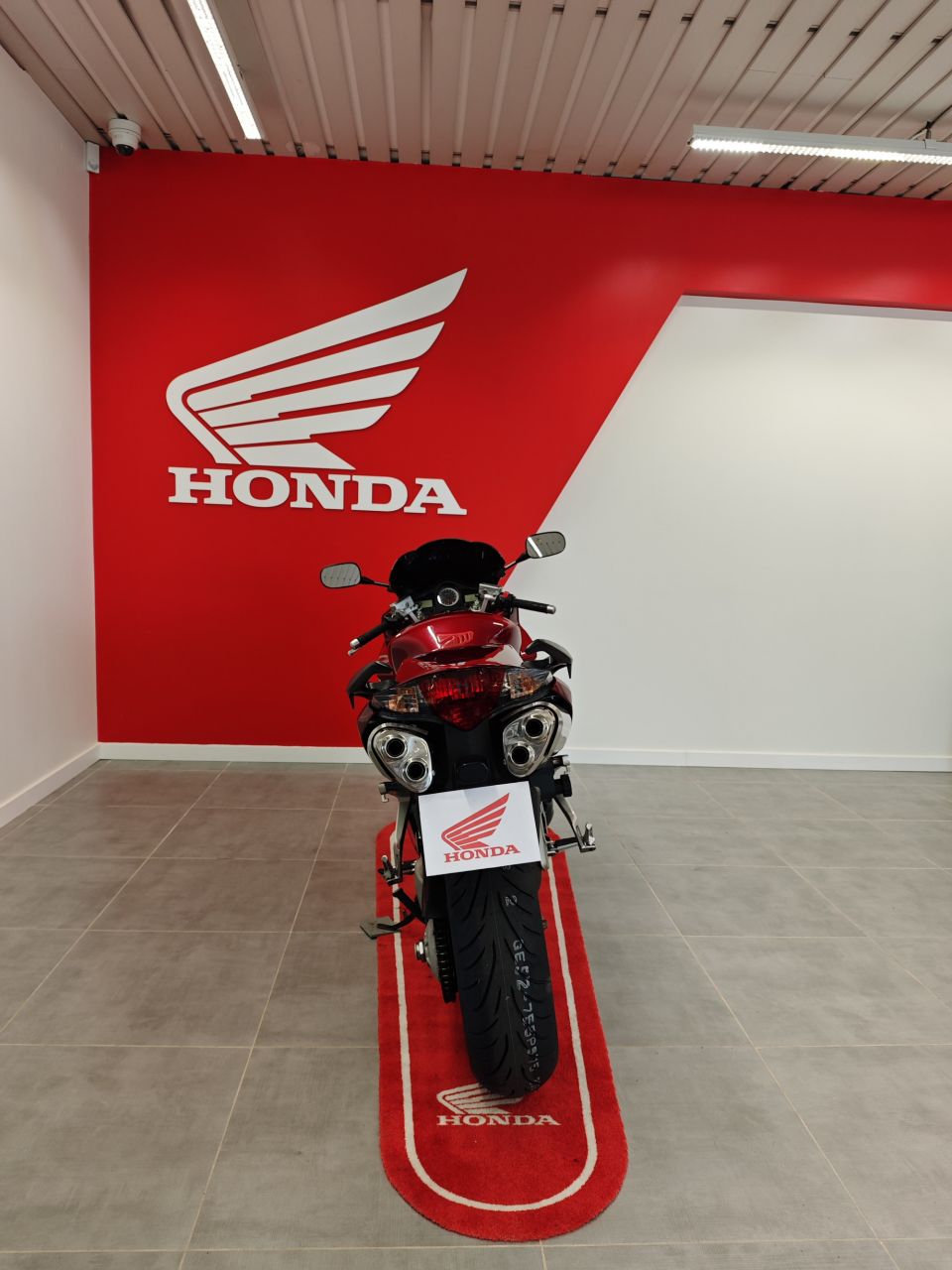 HONDA VFR 800 VTEC 4