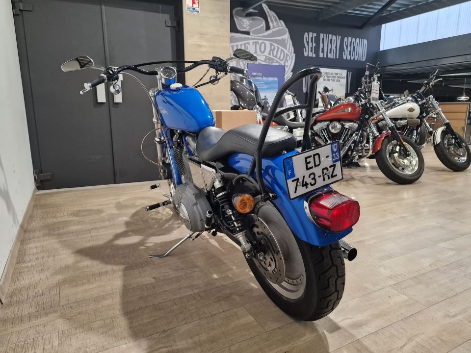 HARLEY-DAVIDSON SPORTSTER CUSTOM 883 4