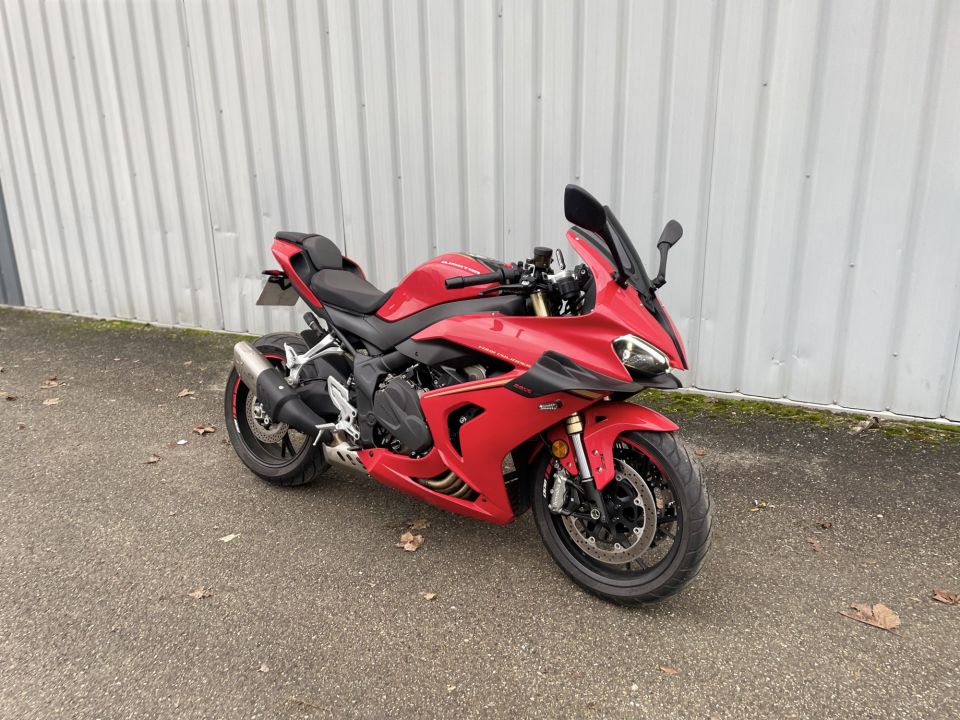 QJ MOTOR SRK 800 RR 4