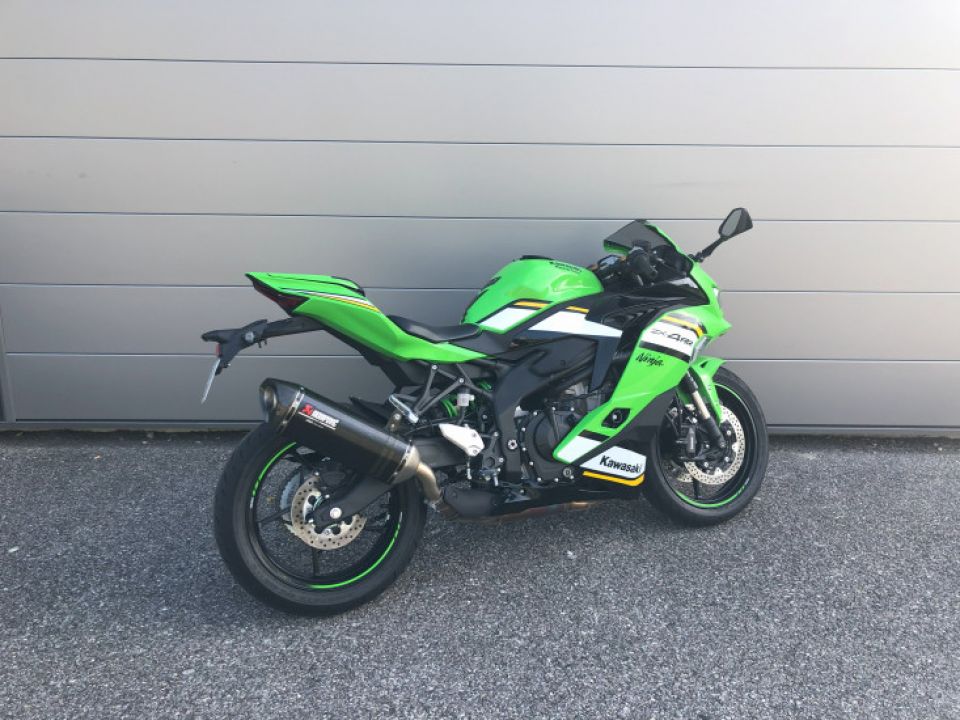 KAWASAKI NINJA ZX4R 4