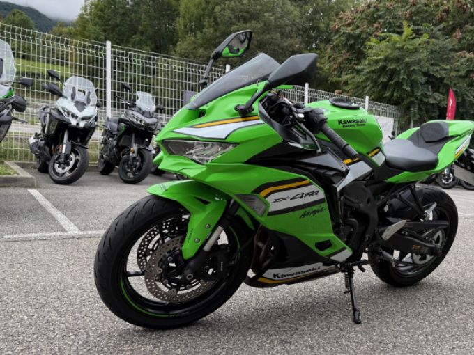 KAWASAKI NINJA ZX4R 4