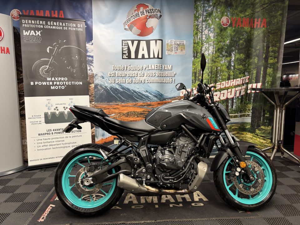 YAMAHA MT-07 (47.5CV) 4