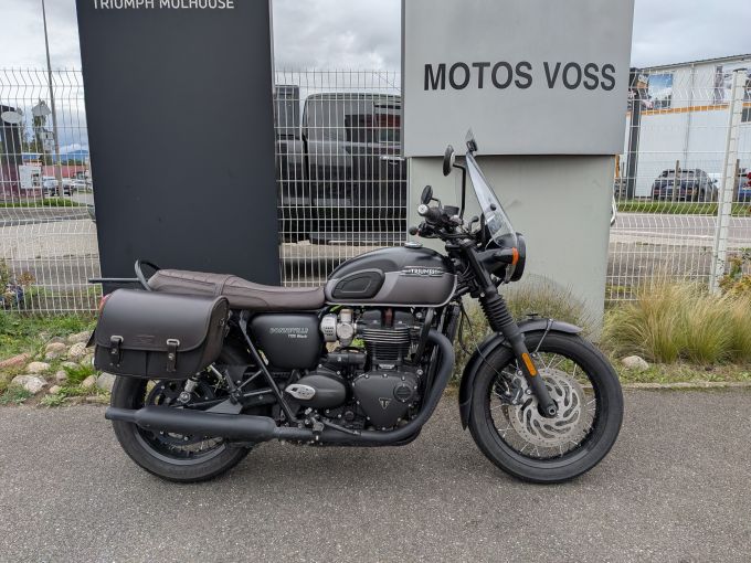 TRIUMPH Bonneville T120 Black 4