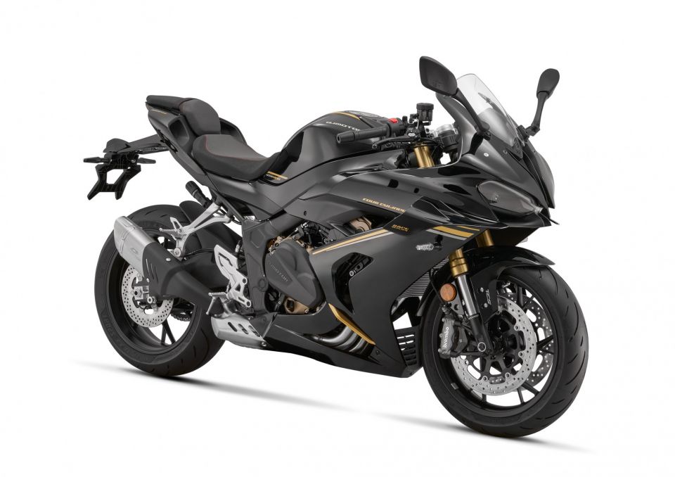 QJ MOTOR SRK 800 RR 4