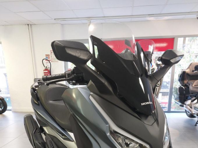 HONDA FORZA 350 4