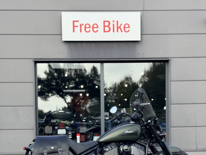 INDIAN CHIEF BOBBER DARK HORSE 4