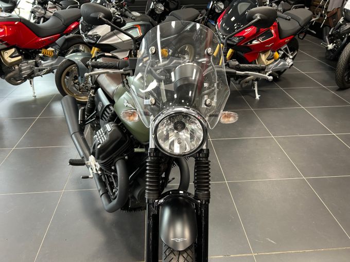 MOTO GUZZI V7 STONE 4