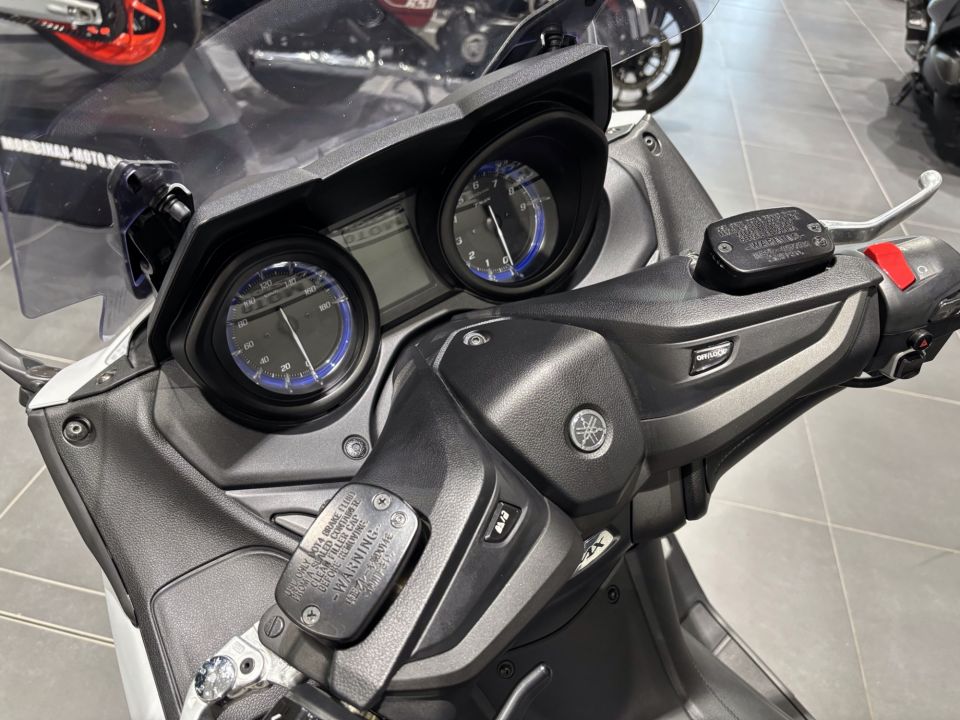 YAMAHA XP T-MAX 560 4