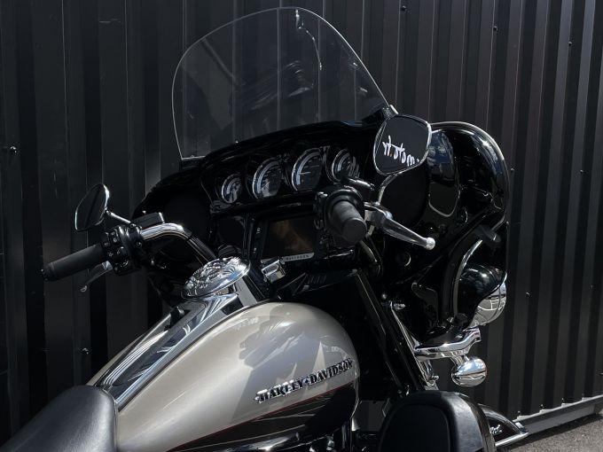 HARLEY-DAVIDSON TOURING FLHTK ULTRA LIMITED 1745 4