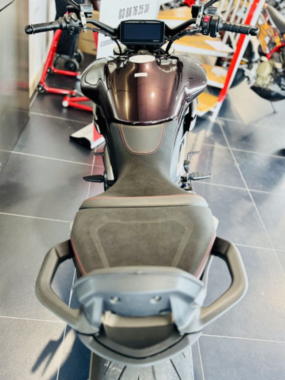 DUCATI DIAVEL V4 4