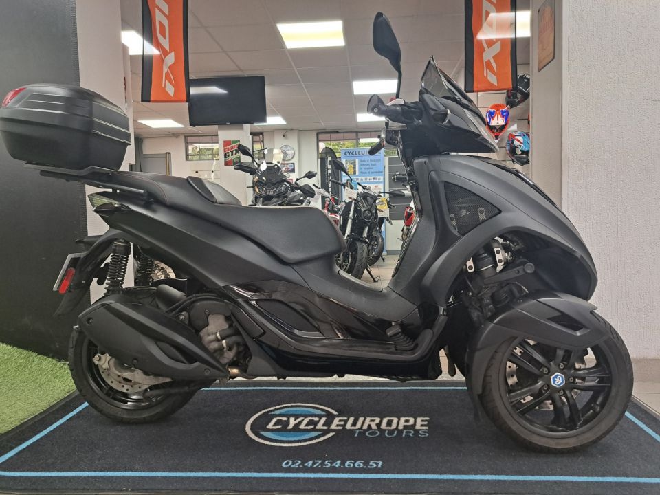 PIAGGIO MP3 300LT YOURBAN 4