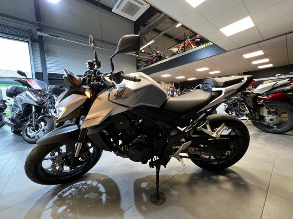 HONDA CB750 Hornet 35 kW 4