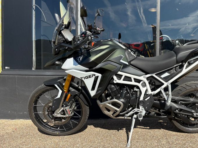 TRIUMPH TIGER 900 RALLY PRO 4