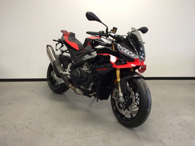 APRILIA TUONO 1100 V4 FACTORY 4