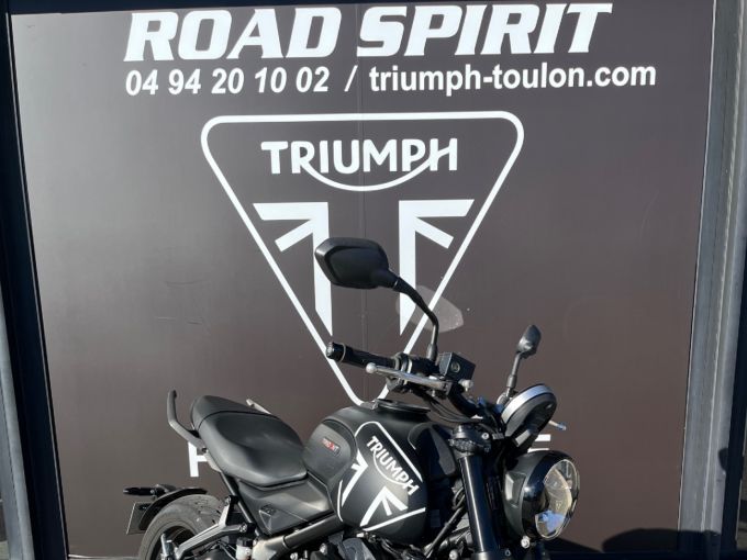 TRIUMPH TRIDENT 660 4