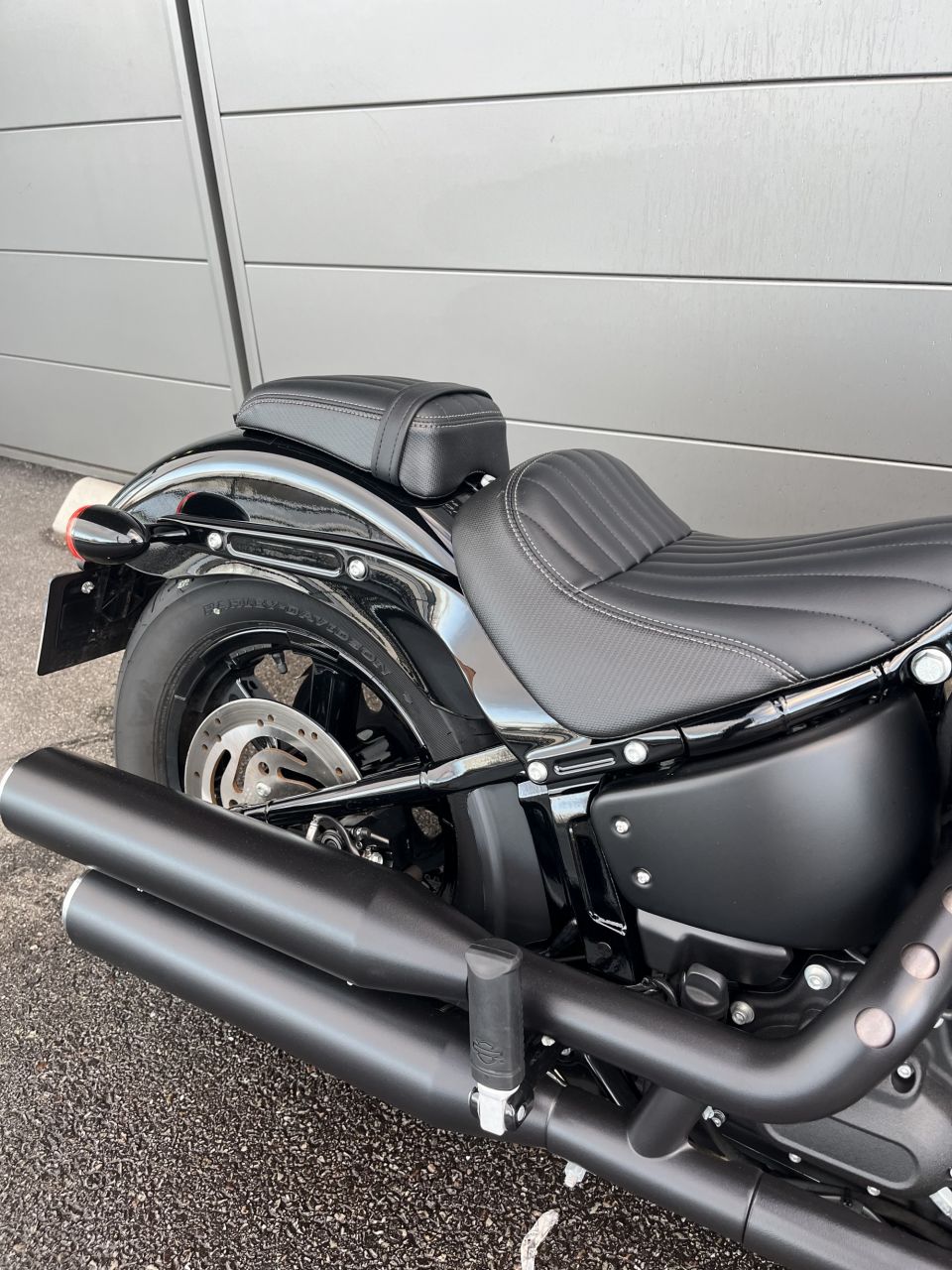 HARLEY-DAVIDSON SOFTAIL STREET BOB 1868 4