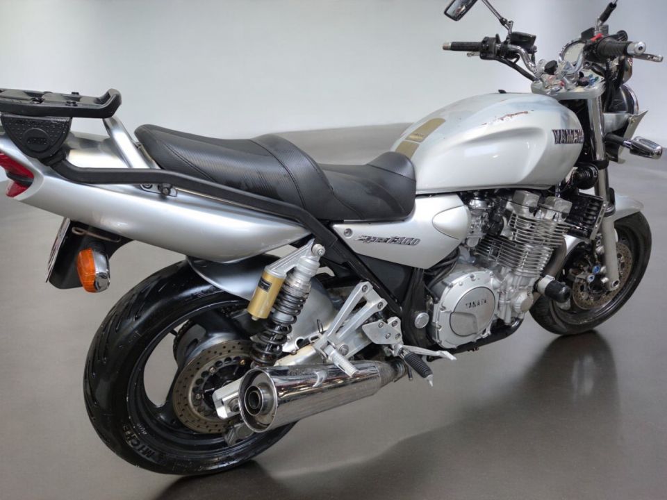 YAMAHA XJR 1300 4