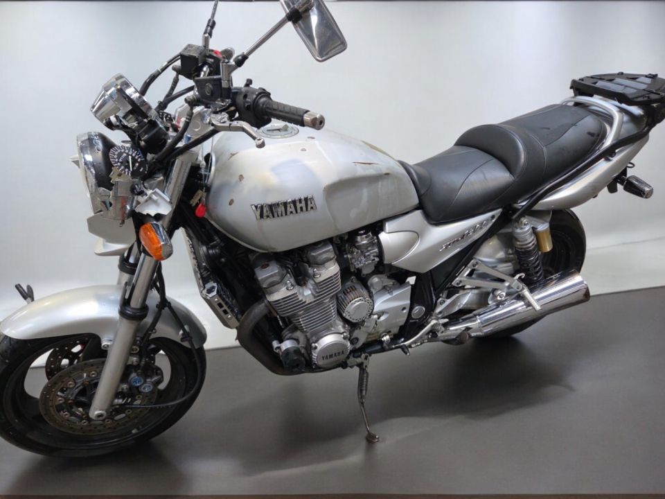 YAMAHA XJR 1300 4