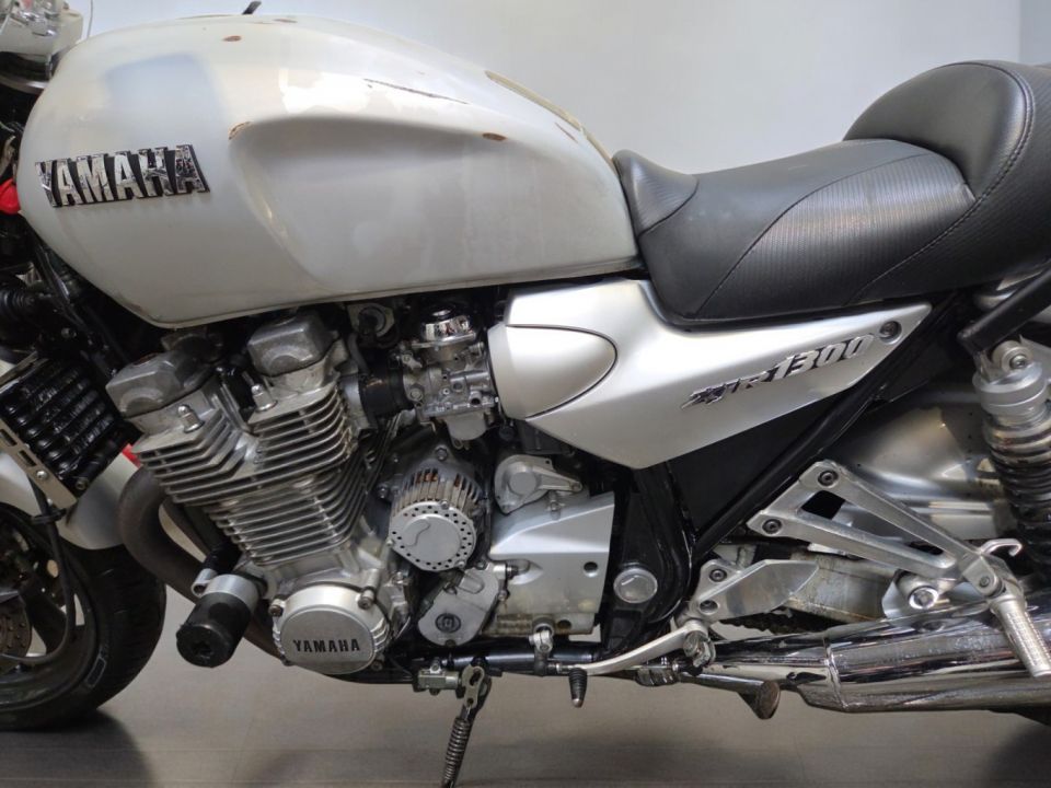YAMAHA XJR 1300 4