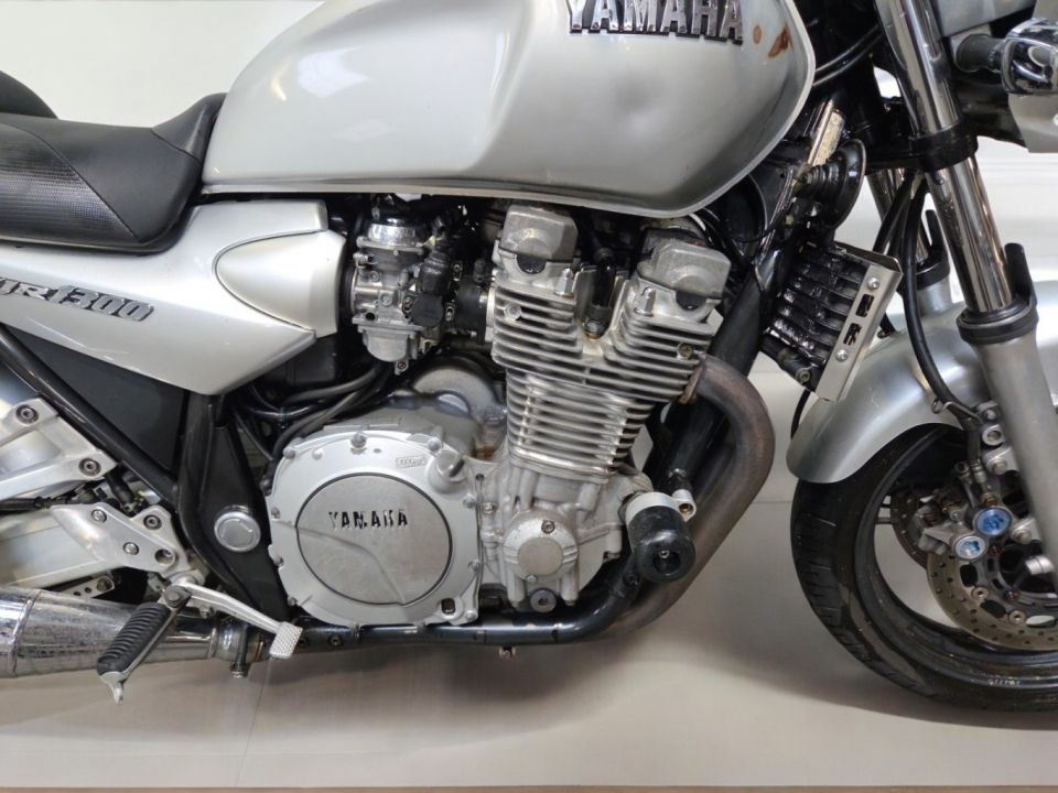YAMAHA XJR 1300 4