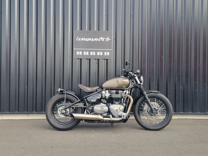 TRIUMPH Bonneville Bobber 1200 4