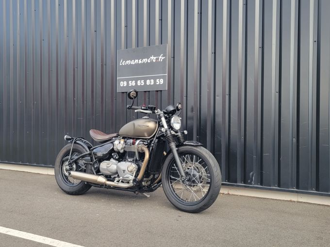 TRIUMPH Bonneville Bobber 1200 4