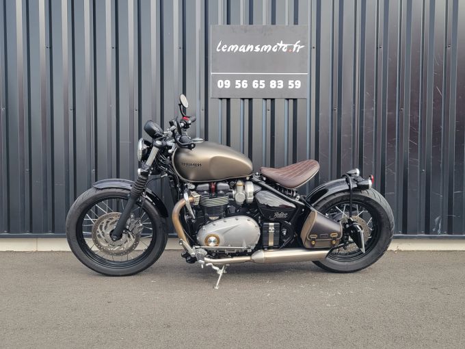 TRIUMPH Bonneville Bobber 1200 4