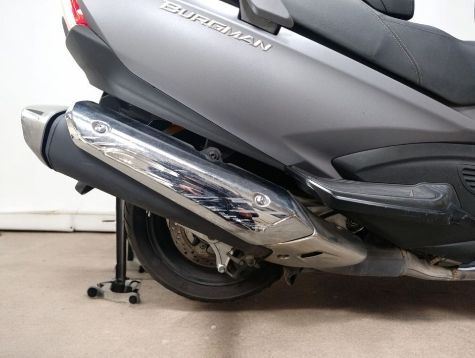 SUZUKI BURGMAN 650 4