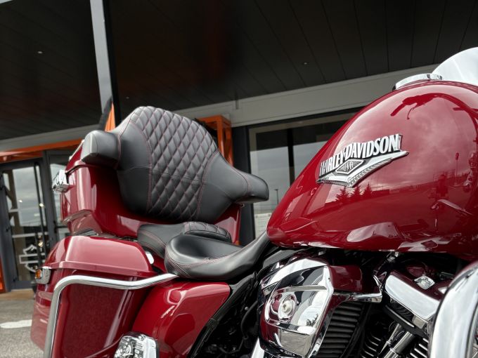 HARLEY-DAVIDSON TOURING ROAD KING 1745 4