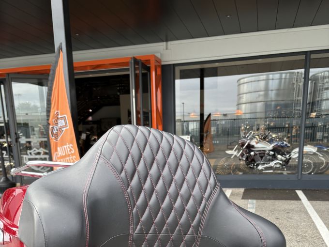 HARLEY-DAVIDSON TOURING ROAD KING 1745 4