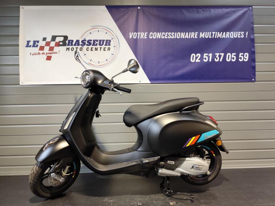 VESPA PRIMAVERA 125 4