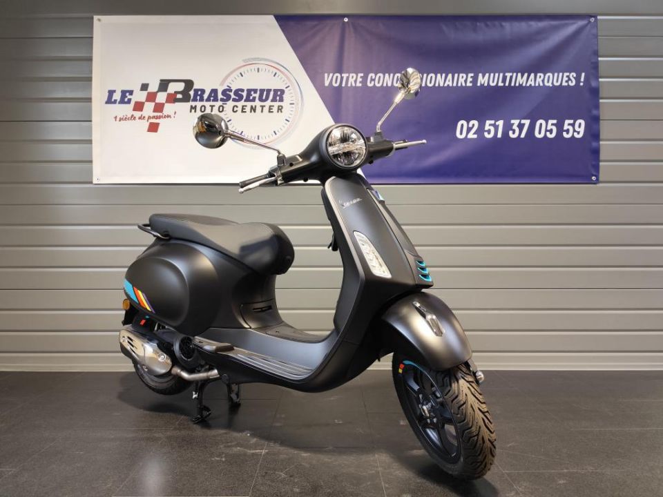 VESPA PRIMAVERA 125 4