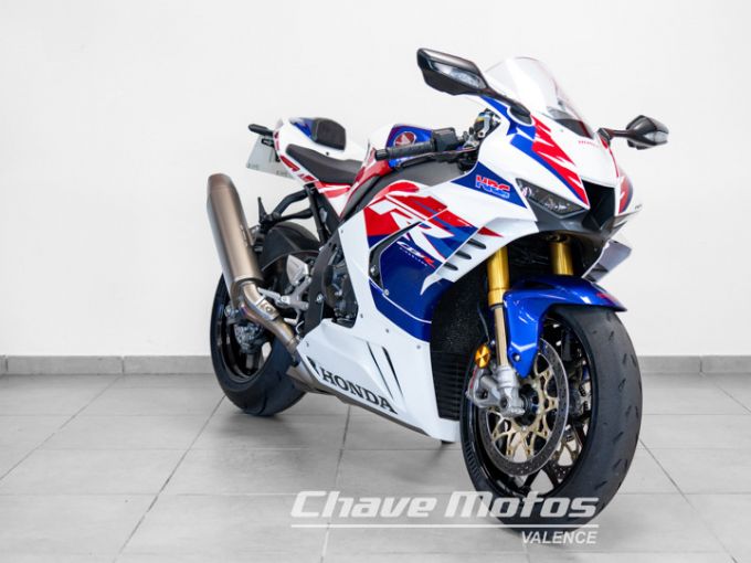 HONDA CBR1000RR SP 4