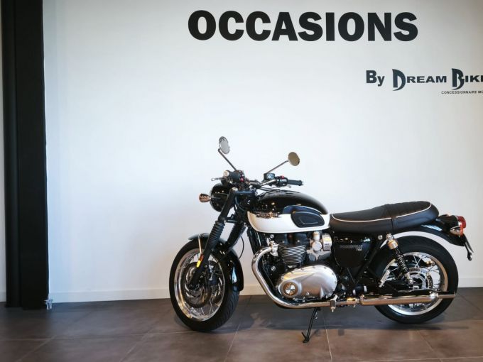 TRIUMPH BONNEVILLE T120 4