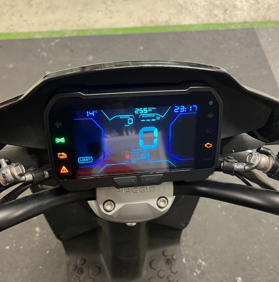 PIAGGIO 1 Electrique 4