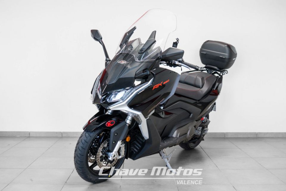 KYMCO AK 550 4