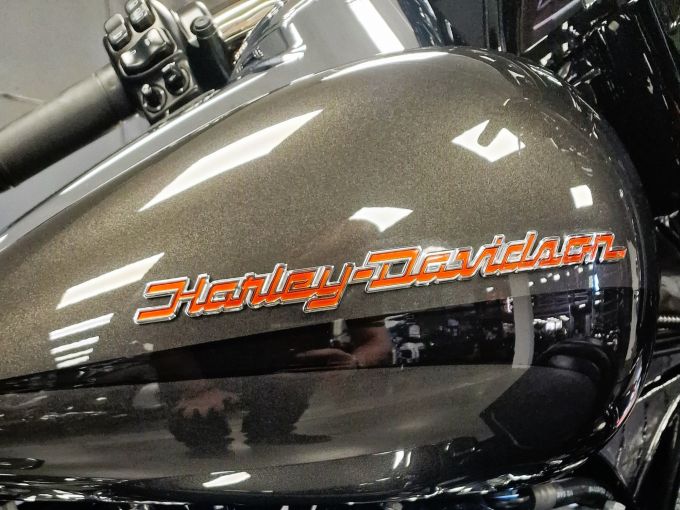 HARLEY-DAVIDSON TOURING ULTRA LIMITED 1868  4