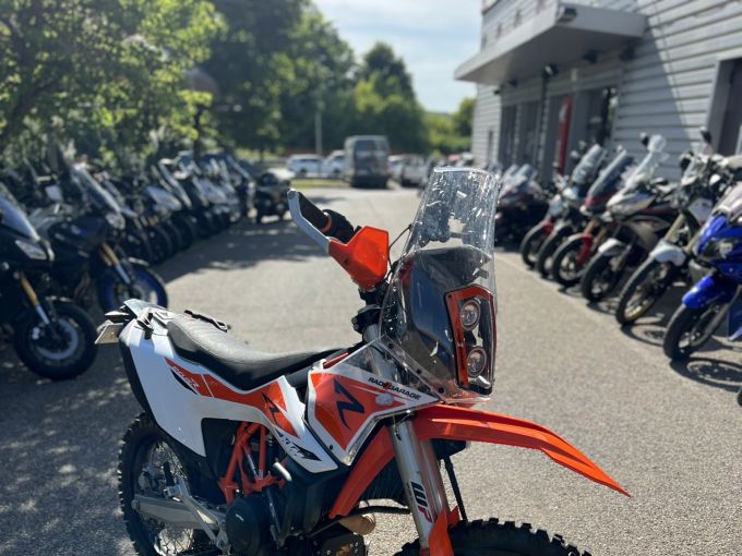 KTM 690 ENDURO R 4