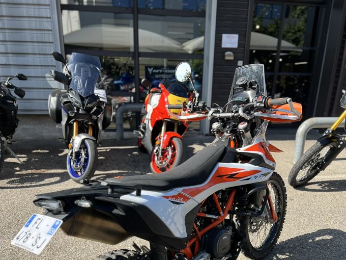 KTM 690 ENDURO R 4