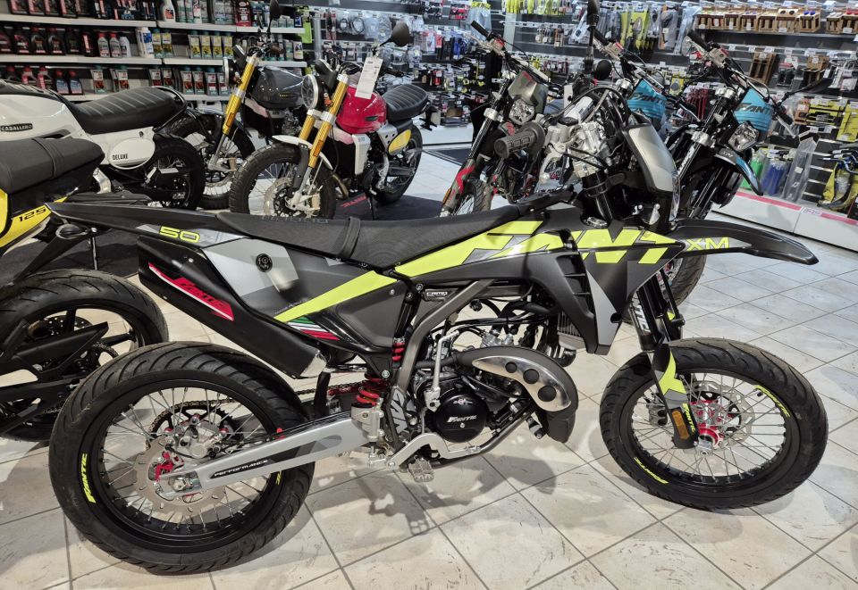 FANTIC XM 50 PERFORMANCE 4