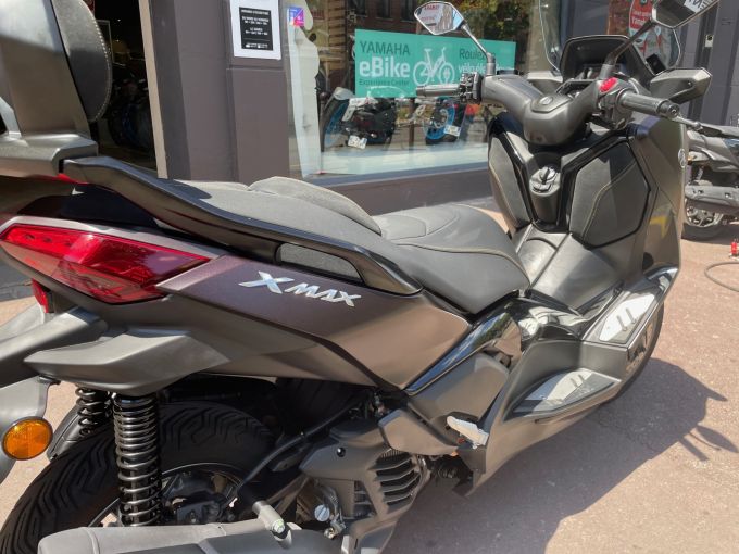 YAMAHA XMAX 125 TECH MAX 4
