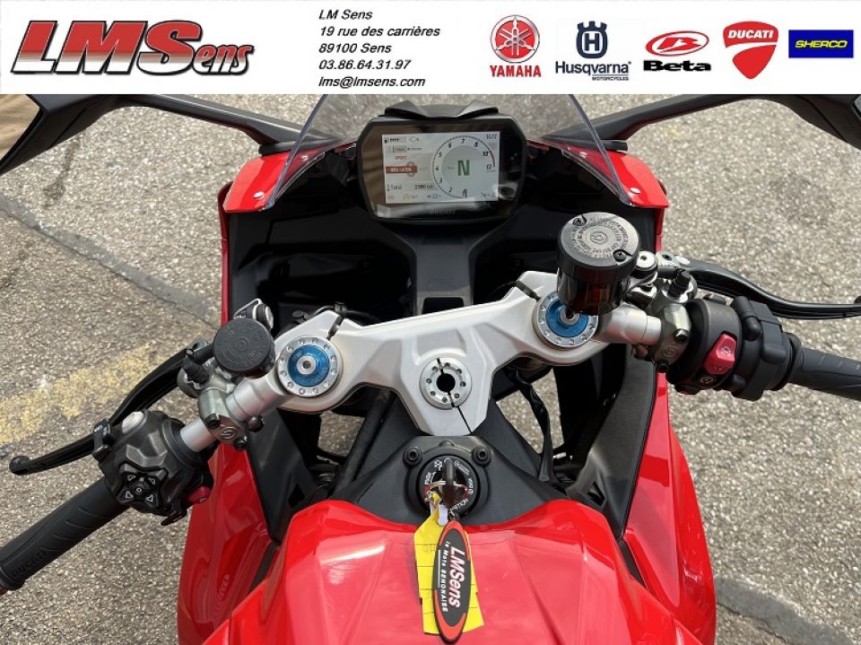 DUCATI PANIGALE V2 S 4