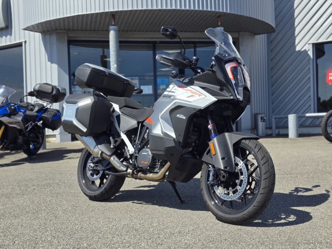 KTM 1290 SUPER ADVENTURE S 4